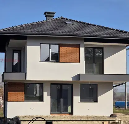 Photo 4 — House in област София, Kostinbrod