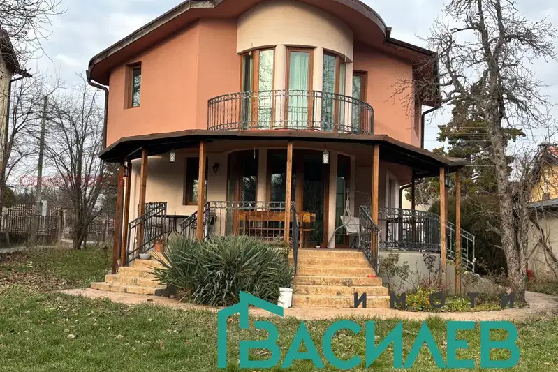 House in област София, Kostinbrod