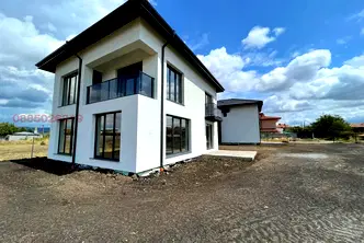 Къща в София, Костинброд