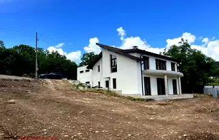 Къща в София, Костинброд