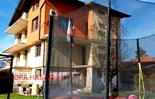 Къща в София, Костинброд
