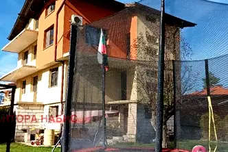 Къща в София, Костинброд