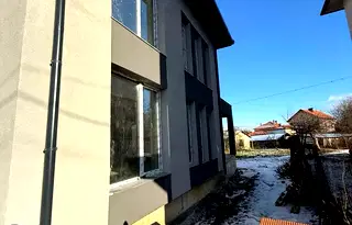 Къща в София, Костинброд
