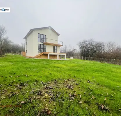 Photo 2 — House in област София, Pravec