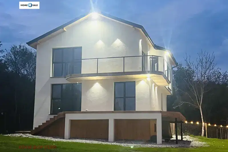 House in област София, Pravec