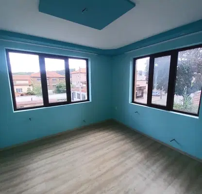 Photo 2 — House in област София, Samokov