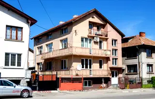 Къща в София, Самоков