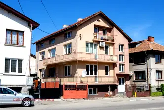 Къща в София, Самоков