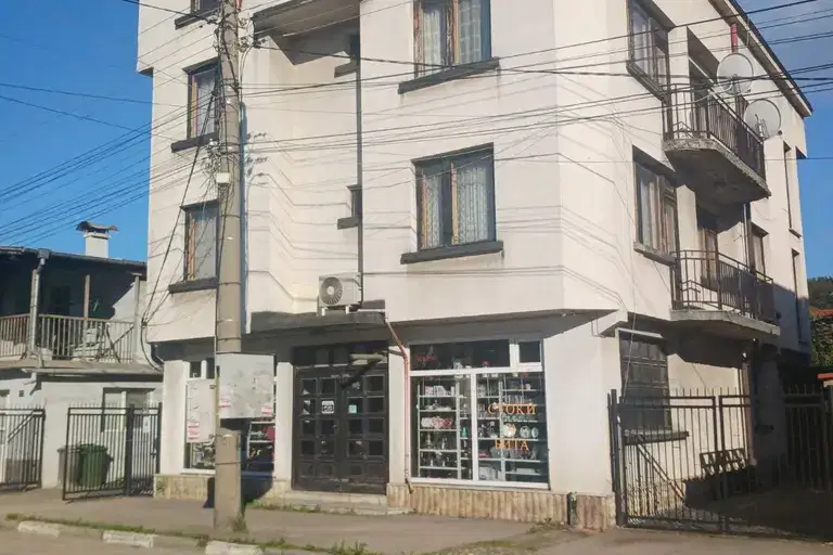 Къща в София, Самоков