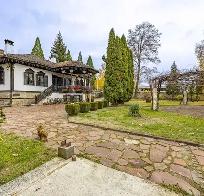 Photo 4 — House in Sofia, Zlatica