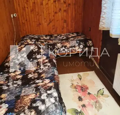 Photo 3 — House in област София, Batuliya