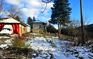 Къща в София, с. Цацаровци