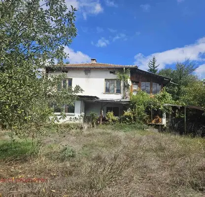 Photo 3 — House in област София, Cacarovci