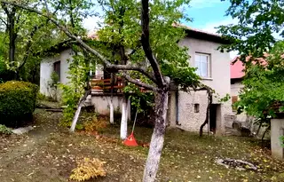 Къща в София, с. Чуковезер