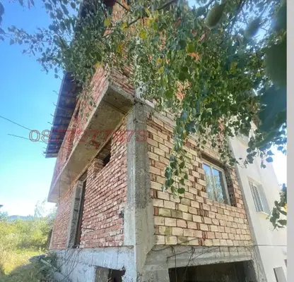Photo 3 — House in област София, Govedarci