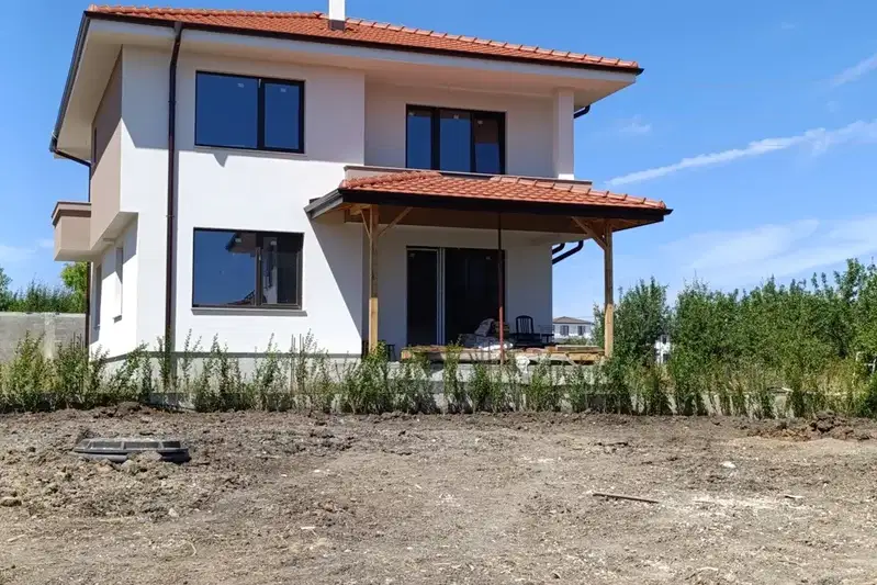 House in област София, Gurmazovo