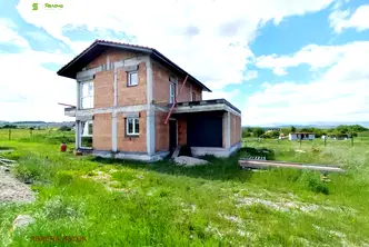 Къща в София, с. Хераково