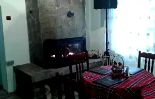 Къща в София, с. Лопян