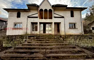 Къща в София, с. Луково