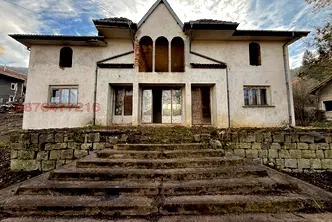 Къща в София, с. Луково