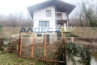 Къща в София, с. Любница