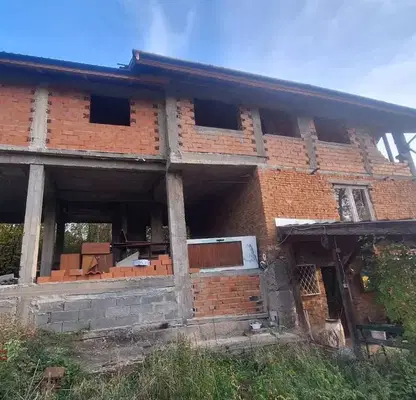 Photo 3 — House in област София, Novi Han