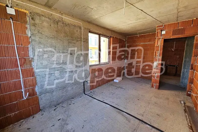 House in област София, Novi Han