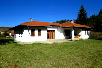 Къща в София, с. Шипочане