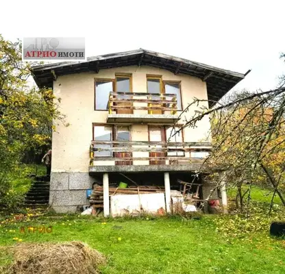 Photo 2 — House in Sofia, Shuma