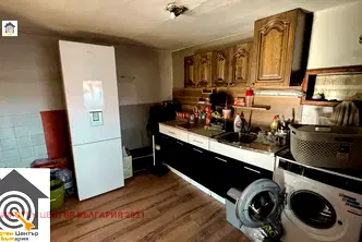Къща в София, с. Вакарел