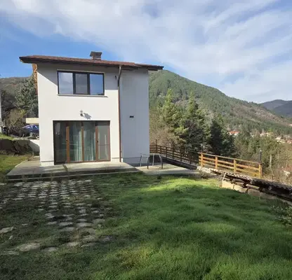 Снимка 3 — Къща в София, с. Владо Тричков