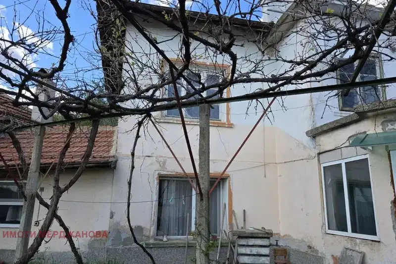 House in Oblast Stara Zagora, Myglij