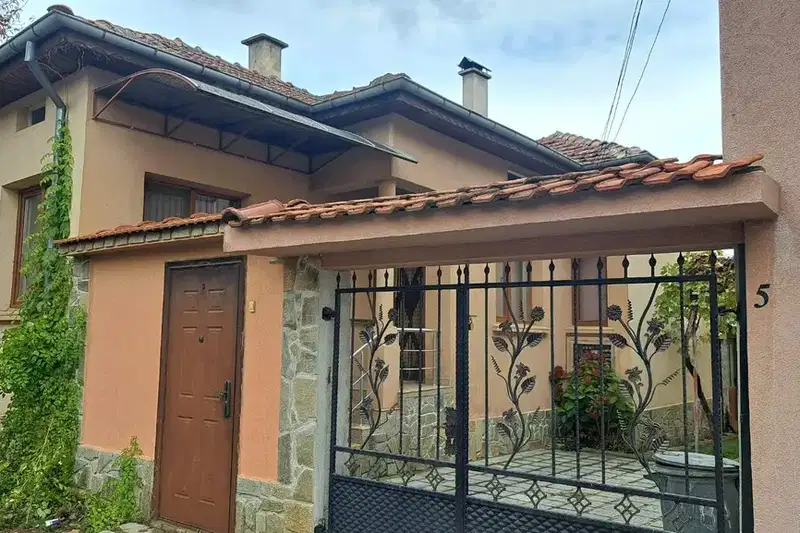 Къща в Стара Загора, Павел баня