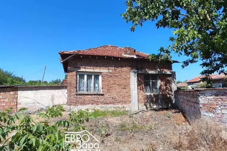 House in Oblast Stara Zagora, Arnautito