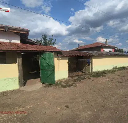 Снимка 2 — Къща в Стара Загора, с. Боздуганово