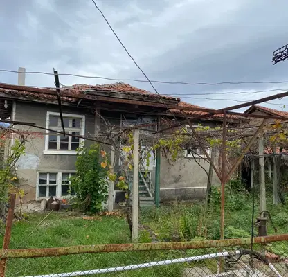 Снимка 3 — Къща в Стара Загора, с. Долно Сахране