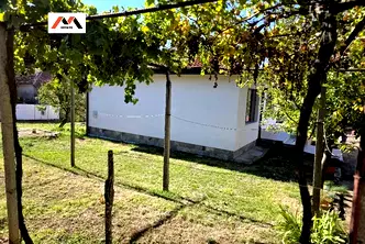 Къща в Стара Загора, с. Лозен
