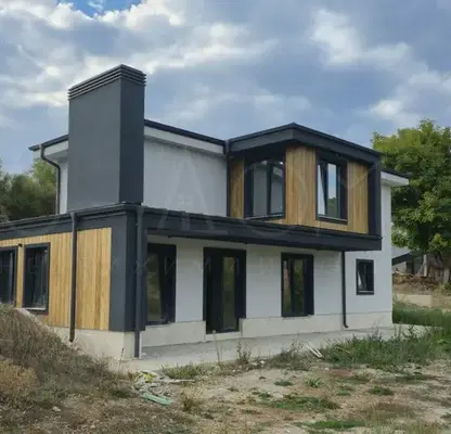 Снимка 2 — Къща в Стара Загора, с. Остра могила
