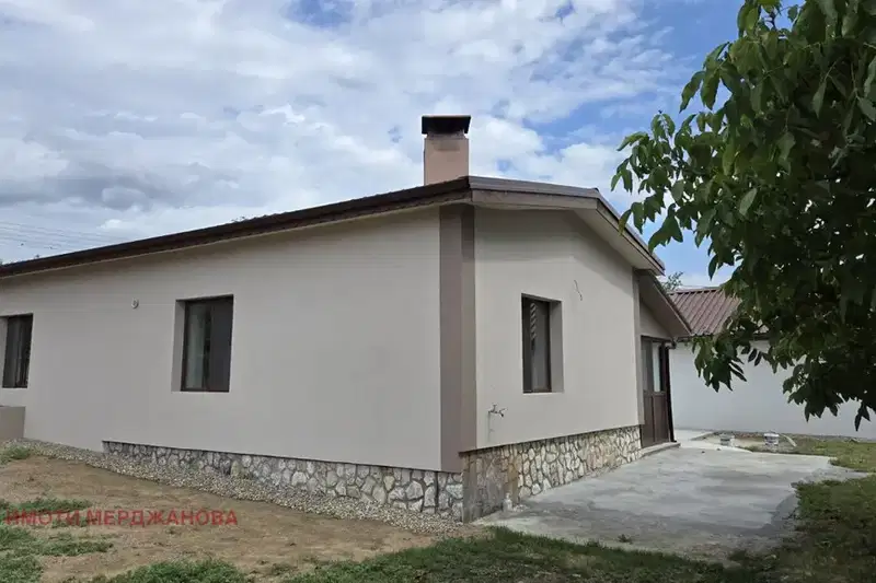 House in Oblast Stara Zagora, Ovoshtnik