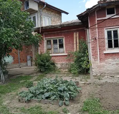 Снимка 2 — Къща в Стара Загора, с. Преславен