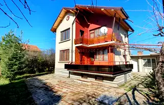 Къща в Стара Загора, с. Стрелец