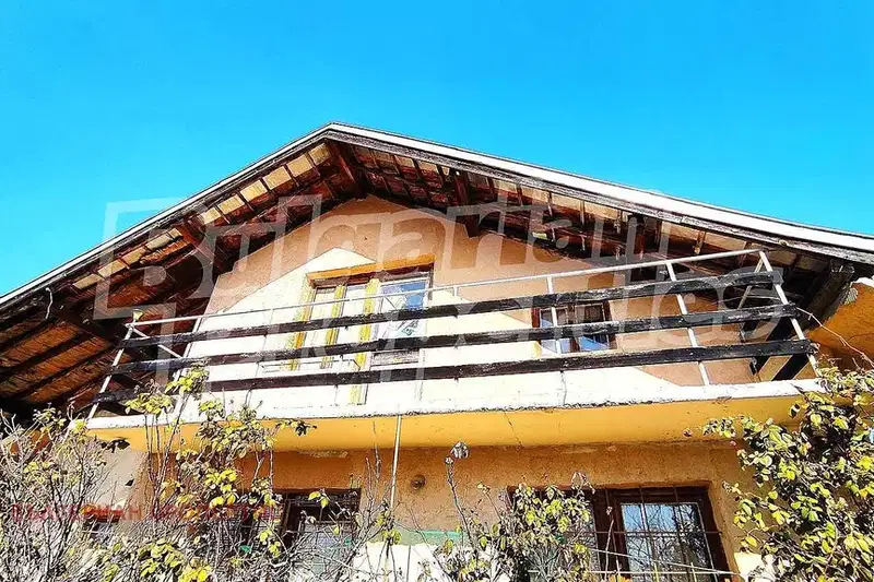 House in Oblast Stara Zagora, Yazdach