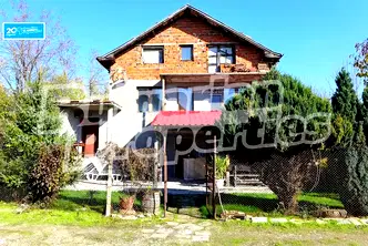 Къща в Стара Загора, с. Златна ливада