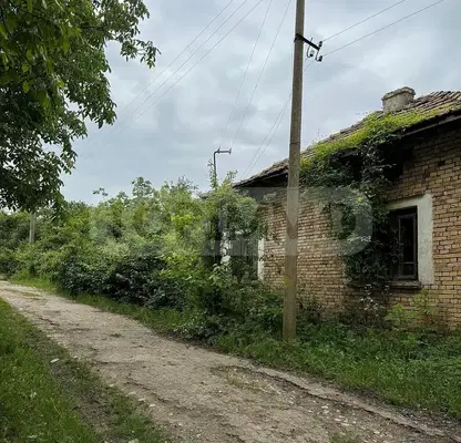 Снимка 4 — Къща в Търговище, с. Цар Асен