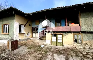 Къща в Търговище, с. Давидово
