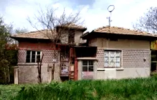 Къща в Търговище, с. Долец