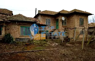 Къща в Търговище, с. Кардам