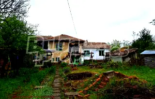 Къща в Търговище, с. Кардам