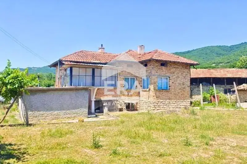 House in Oblast Tyrgovishte, с. Копрец
