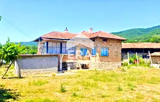 Къща в Търговище, с. Копрец